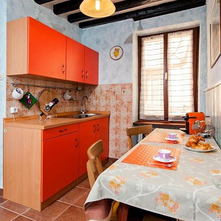 Studio Apartment Grisia 로비니 외부 사진